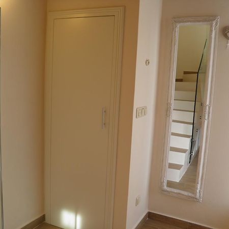 Apartments Vanesa พูลา ภายนอก รูปภาพ