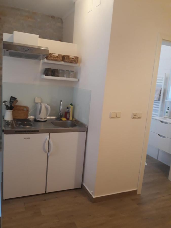 Apartments Vanesa พูลา ภายนอก รูปภาพ